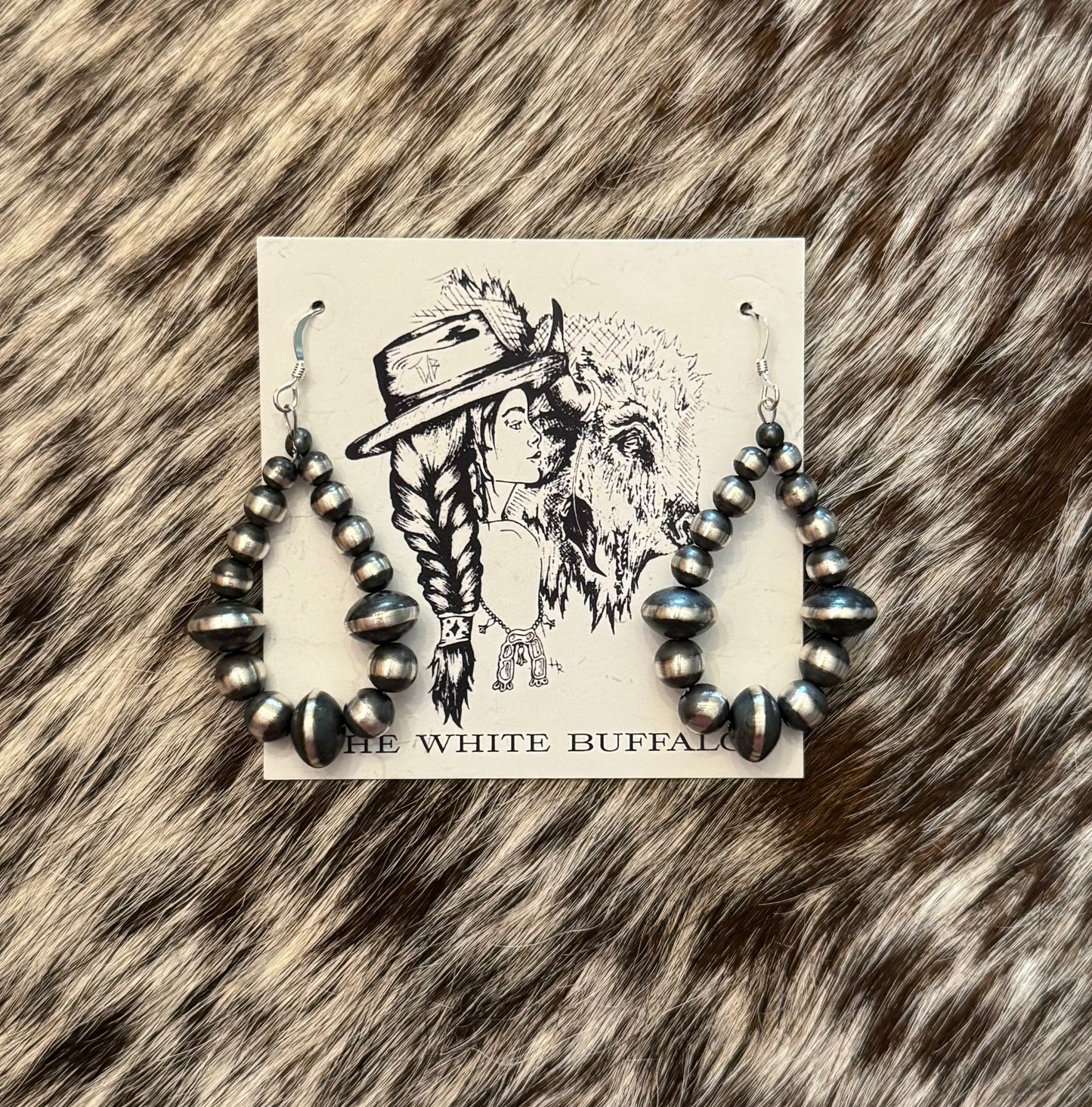 Navajo Pearl Hoops