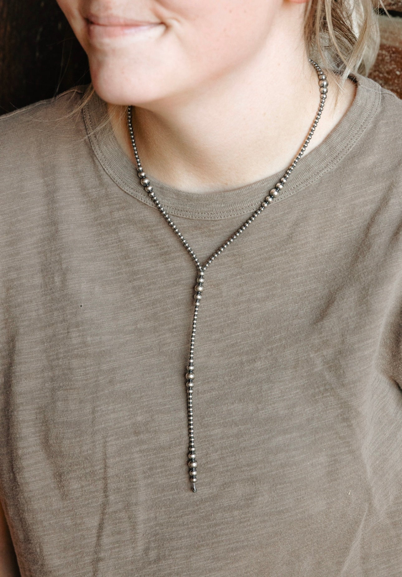 Mixed Graduated Navajo Pearl Lariat