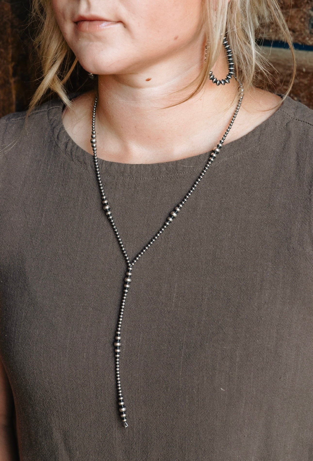Mixed Graduated Navajo Pearl Lariat
