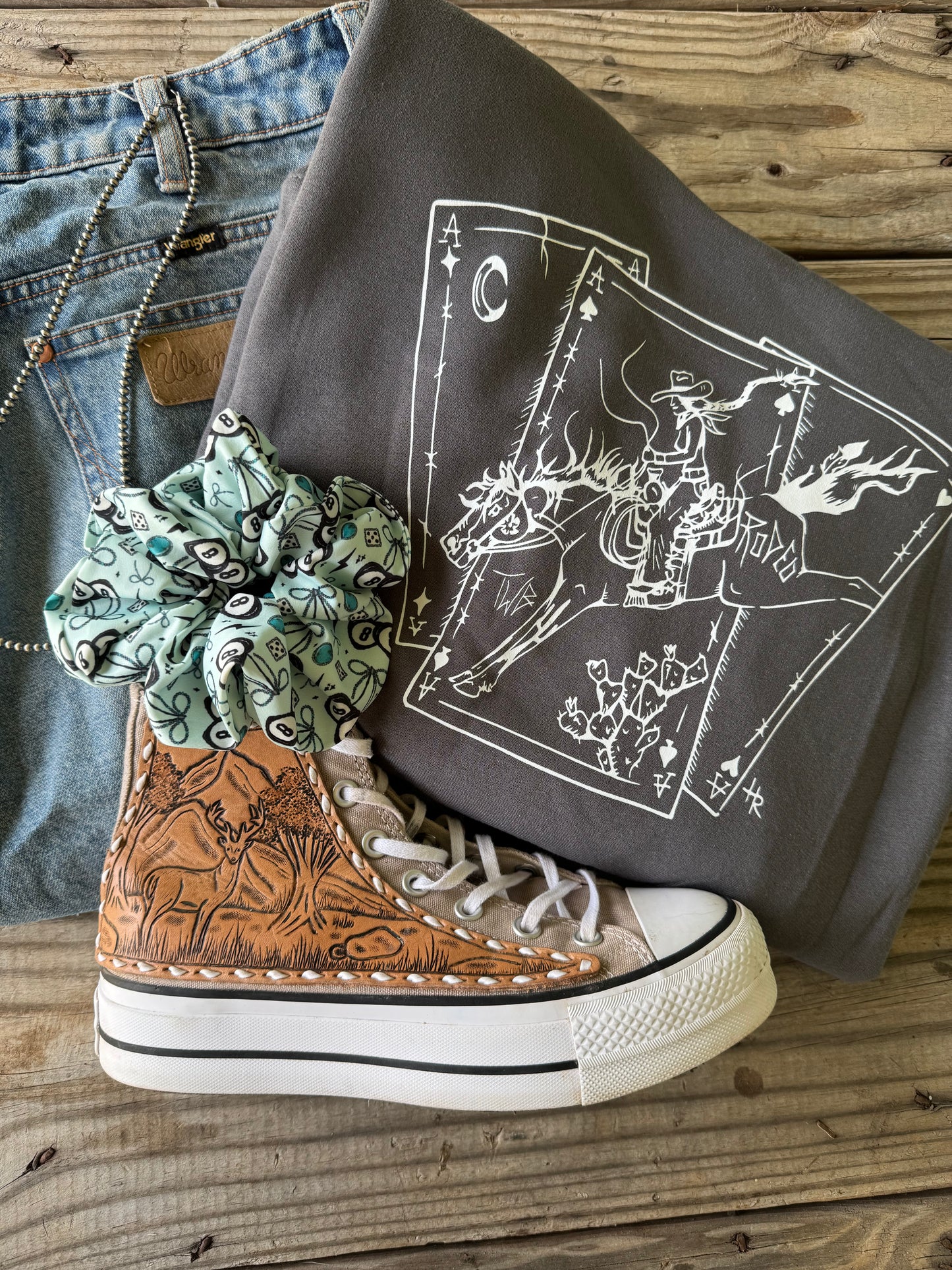 1 Sm, 1XL: Grey + White Rodeo Aces