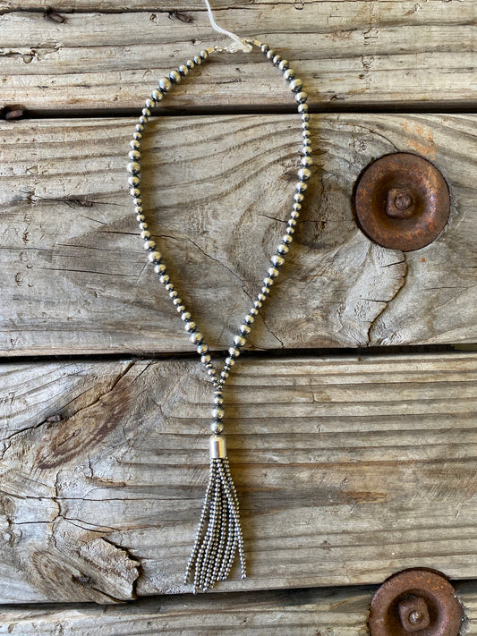 Navajo Pearl Lariat w/ fringe