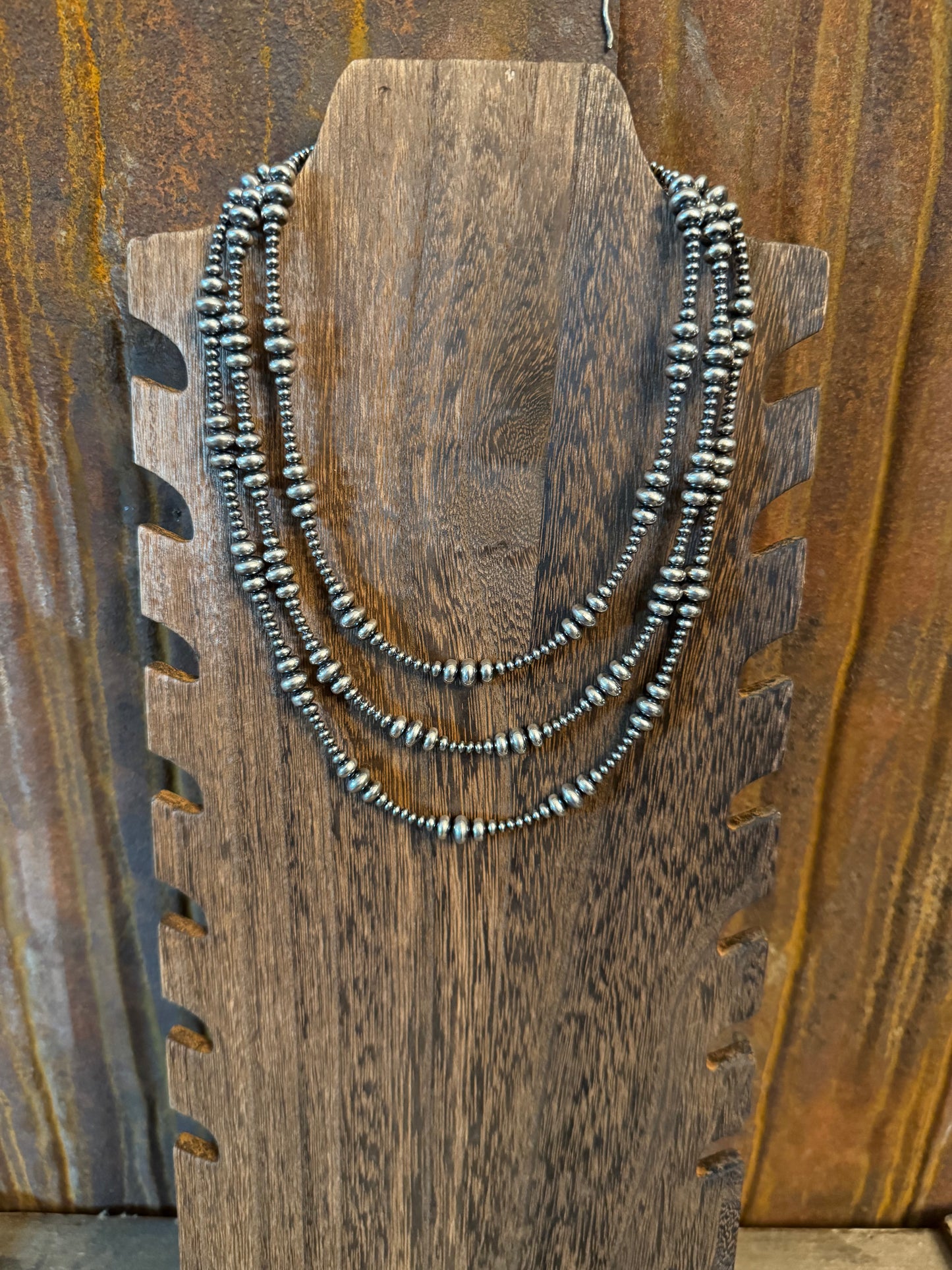 The Rondelle Strands