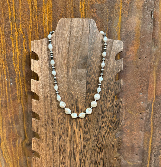 Freshwater x Navajo Pearl necklace