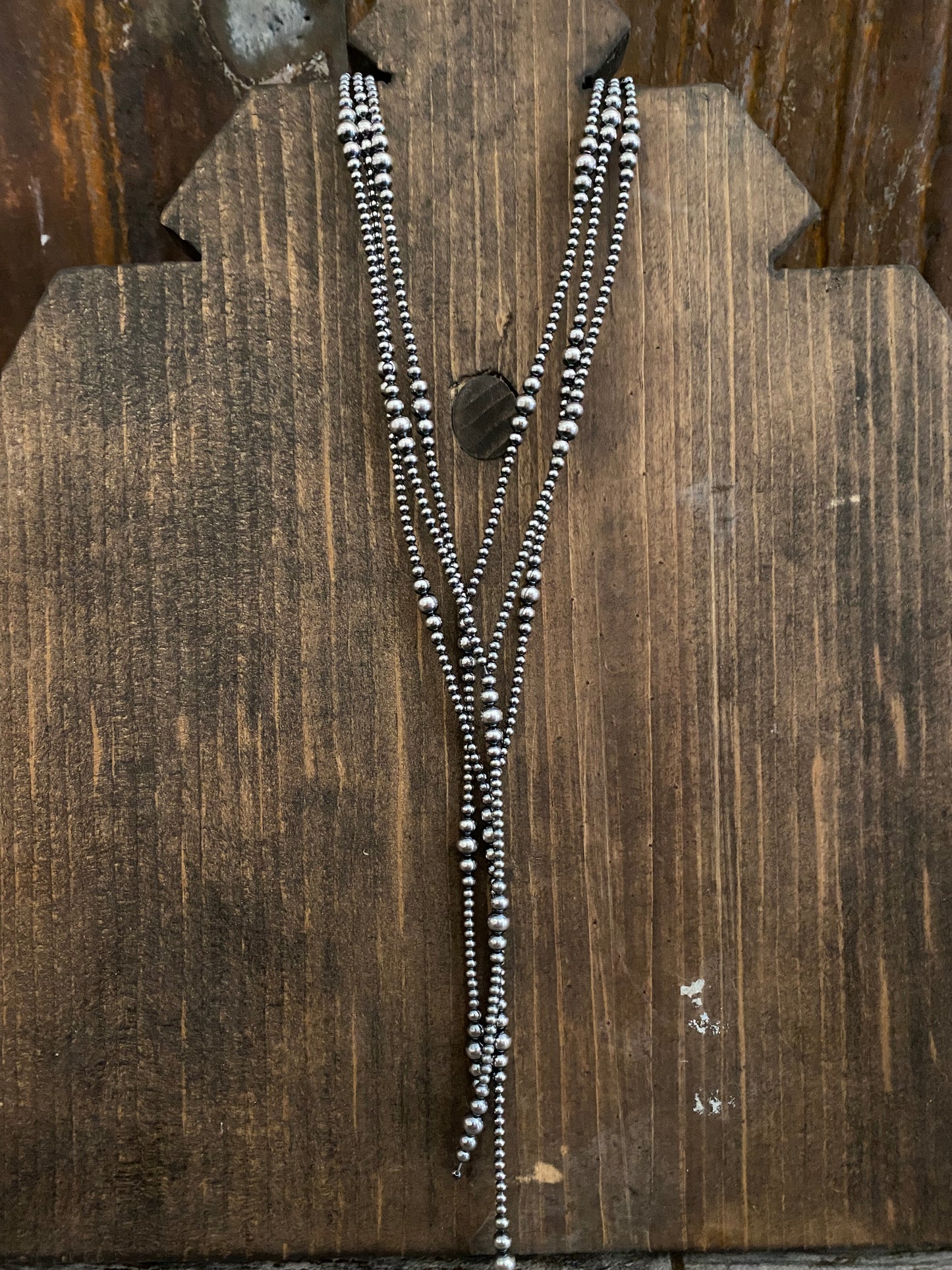 Graduated Navajo Pearl Lariat Necklace